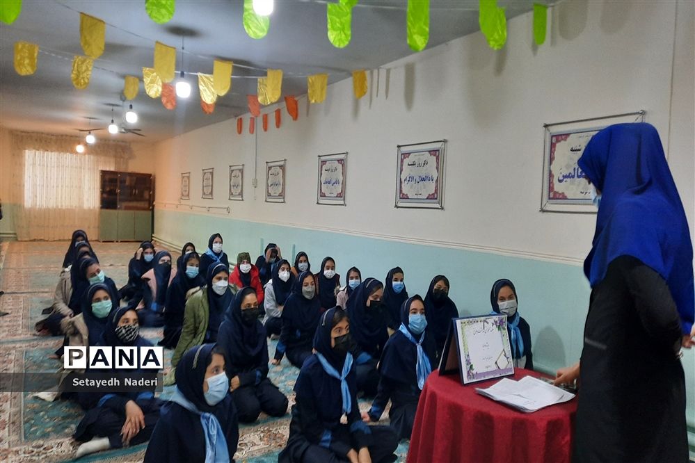کارگاه آموزشی بهداشت دوران بلوغ دختران درشهرستان قرچک