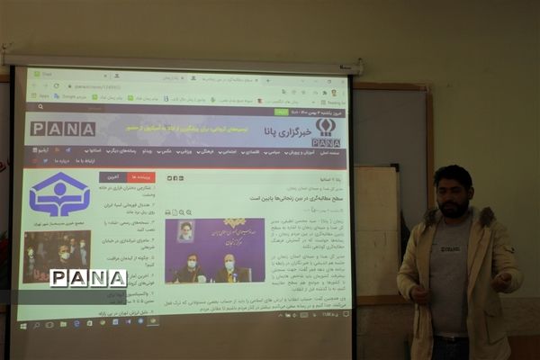 آموزش خبرنگاری دانش‌آموزان پسر زنجان