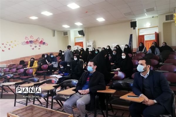 برگزاری انتخابات مجلس شورای دانش‌آموزی دختران شهرستان کاشمر