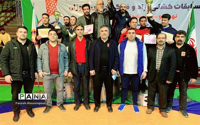 درخشش دانش‌آموزان بهارستان دو در مسابقات کشتی‌آزاد و فرنگی شهرستان‌های تهران