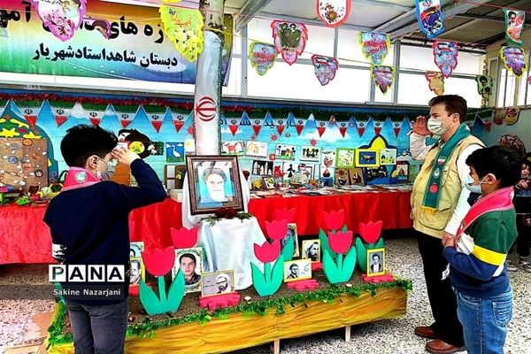 برگزاری همایش یاوران انقلاب در مدارس ناحیه۶ مشهد مقدس