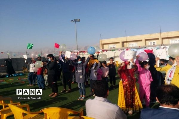 جشنواره بازی‌های بومی ومحلی در روستای لمبدان شهرستان دیر