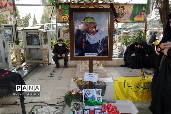 مراسم یادبود شهید مدافع حرم  محمد هادی ذورالفقاری