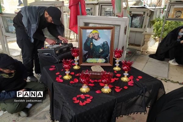مراسم یادبود شهید مدافع حرم  محمد هادی ذورالفقاری