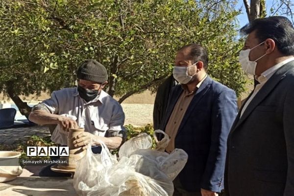 برگزاری نمایشگاه کارآفرینان و مشاغل خانگی در نی ریز