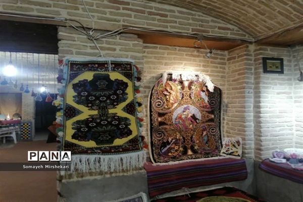 برگزاری نمایشگاه کارآفرینان و مشاغل خانگی در نی ریز