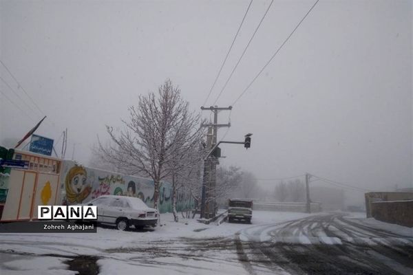 طبیعت برفی و هوای پاک در روستای بیدهند قم