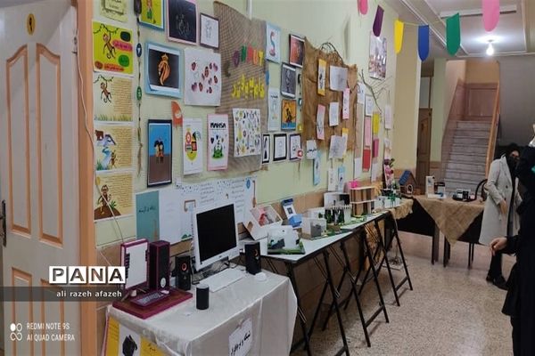 افتتاح نمایشگاه هنرهای دستی و تجسمی دانش‌آموزان در اندیمشک