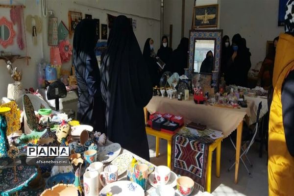 برپایی نمایشگاه توانمندی‌ها و دستاوردهای بانوان در فیروزکوه