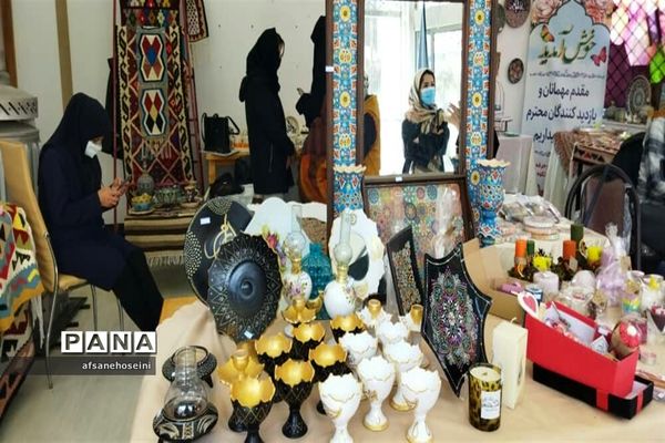 برپایی نمایشگاه توانمندی‌ها و دستاوردهای بانوان در فیروزکوه