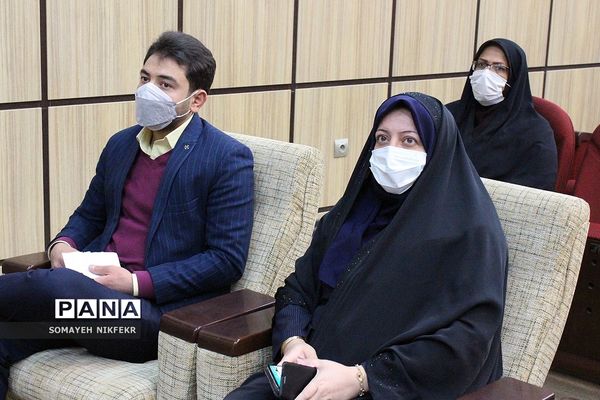 وبینار زنگ دانش با موضوع روانشناسی ثروت در  اداره‌کل شهرستان‌های تهران
