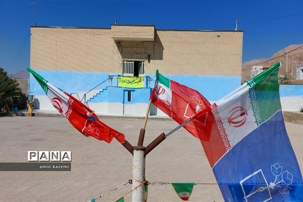 جشن‌های دهه مبارک فجر در مدارس شهرستان داراب