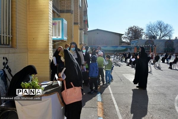 افتتاحیه طرح مداخلات درمانی و توان بخشی و غربالگری دانش‌آموزان مدارس حاشیه شهرآموزش و پرورش ناحیه یک