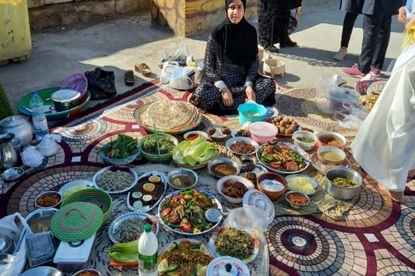 برگزاری جشنواره غذاهای سنتی و‌صنایع دستی در شادگان