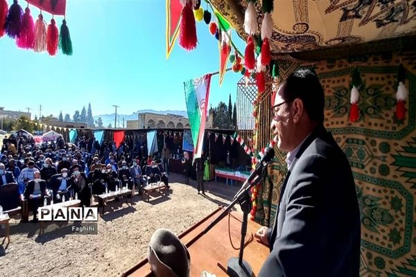 افتتاح جشنواره روستایی و عشایری شهرستان نی‌ریز