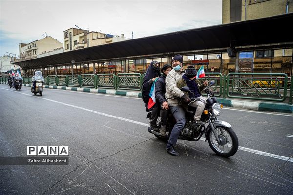 راهپیمایی موتوری 22 بهمن تهران