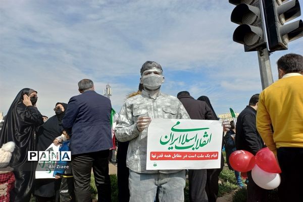 راهپیمایی خودرویی و موتوری۲۲ بهمن ماه در مشهد