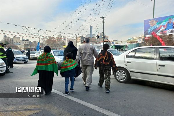 راهپیمایی خودرویی و موتوری۲۲ بهمن ماه در مشهد