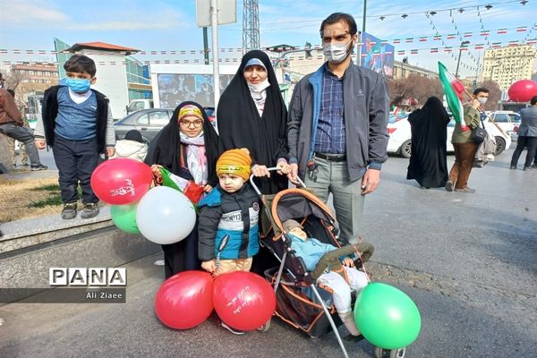 راهپیمایی خودرویی و موتوری۲۲ بهمن ماه در مشهد