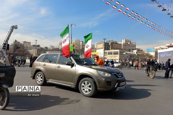راهپیمایی خودرویی و موتوری۲۲ بهمن ماه در مشهد