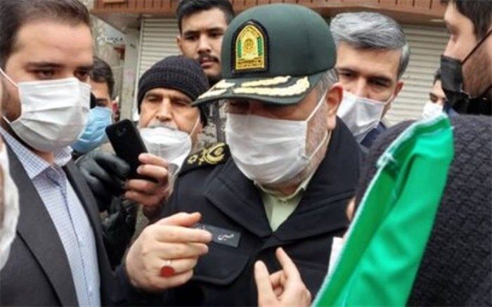 شرکت فرمانده نیروی انتظامی در راهپیمایی ۲۲ بهمن