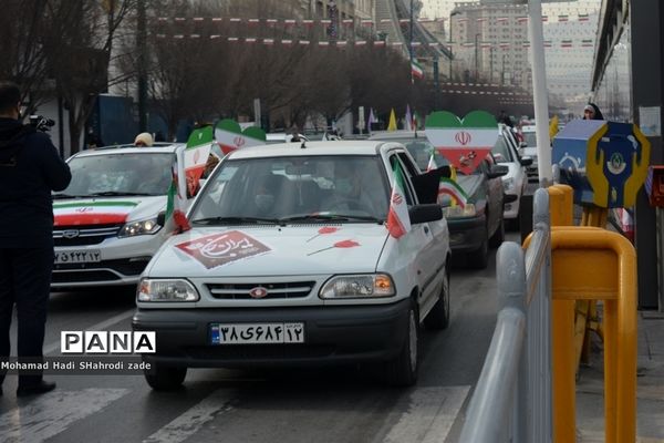 راهپیمایی خودروی 22 بهمن در مشهد مقدس