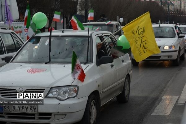 راهپیمایی خودروی 22 بهمن در مشهد مقدس