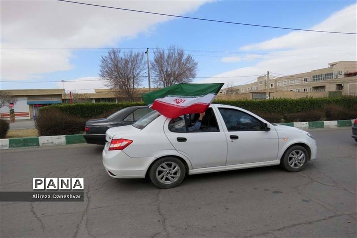 برگزاری راهپیمایی 22 بهمن در شهرستان آباده