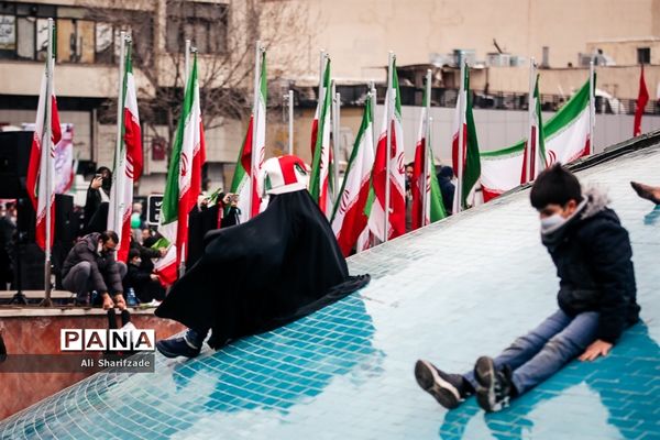 راهپیمایی یوم الله ۲۲ بهمن در تهران