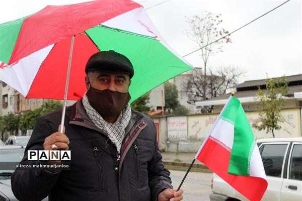 راهپیمایی خودرویی و موتوری ۲۲ بهمن در شهرستان گلوگاه