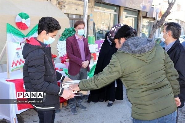 برپایی موکب فجر انقلاب در فیروزکوه