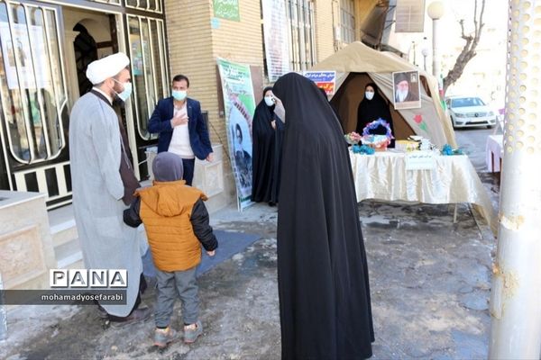 برپایی موکب فجر انقلاب در فیروزکوه