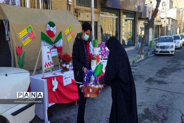 برپایی موکب فجر انقلاب در فیروزکوه