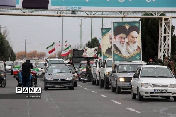 راهپیمایی 22 بهمن خودرویی در شهرستان آران و بیدگل