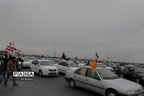 راهپیمایی خودرویی و موتوری 22 بهمن در قم-1