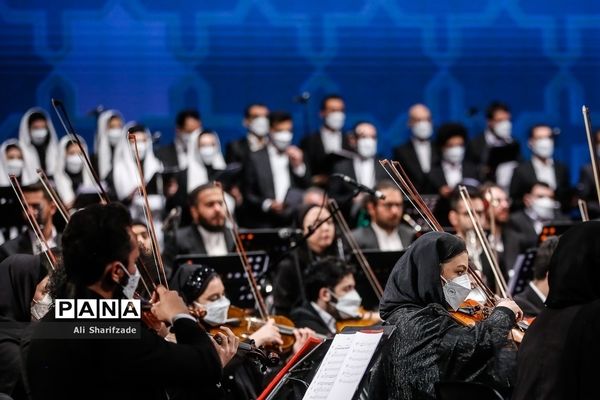 اجرای ارکستر سمفونیک صداوسیما در سی‌وهفتمین جشنواره موسیقی فجر