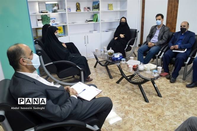 جلسه هماندیشی روسا و کارشناسان حوزه آموزش ابتدایی آموزش و پرورش استان بوشهر