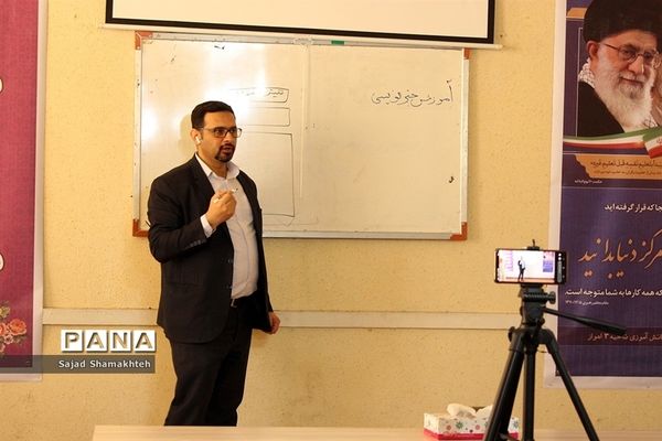 آموزش دانش‌آموز خبرنگاران دختر مقطع ابتدایی استان خوزستان