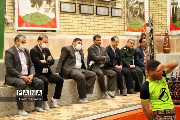 گرامیداشت روز پدر در سالن ورزش‌های باستانی فرهنگیان قم