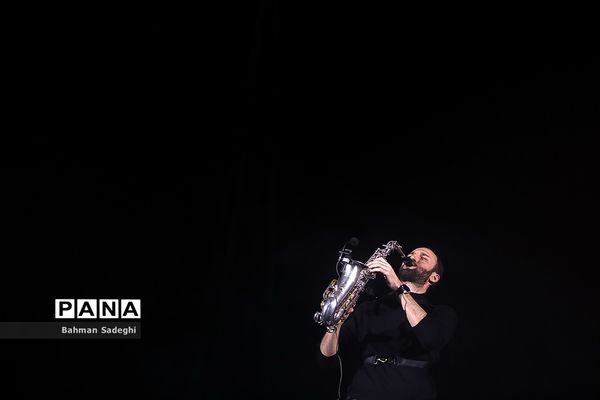 کنسرت آرش و مسیح