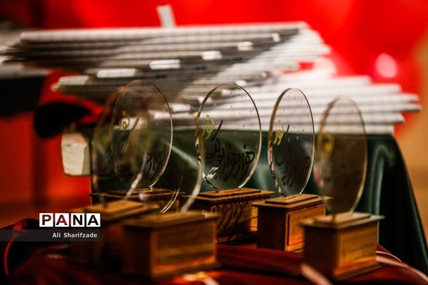 مراسم اختتامیه «جشنواره هزار هزار پولک نور»