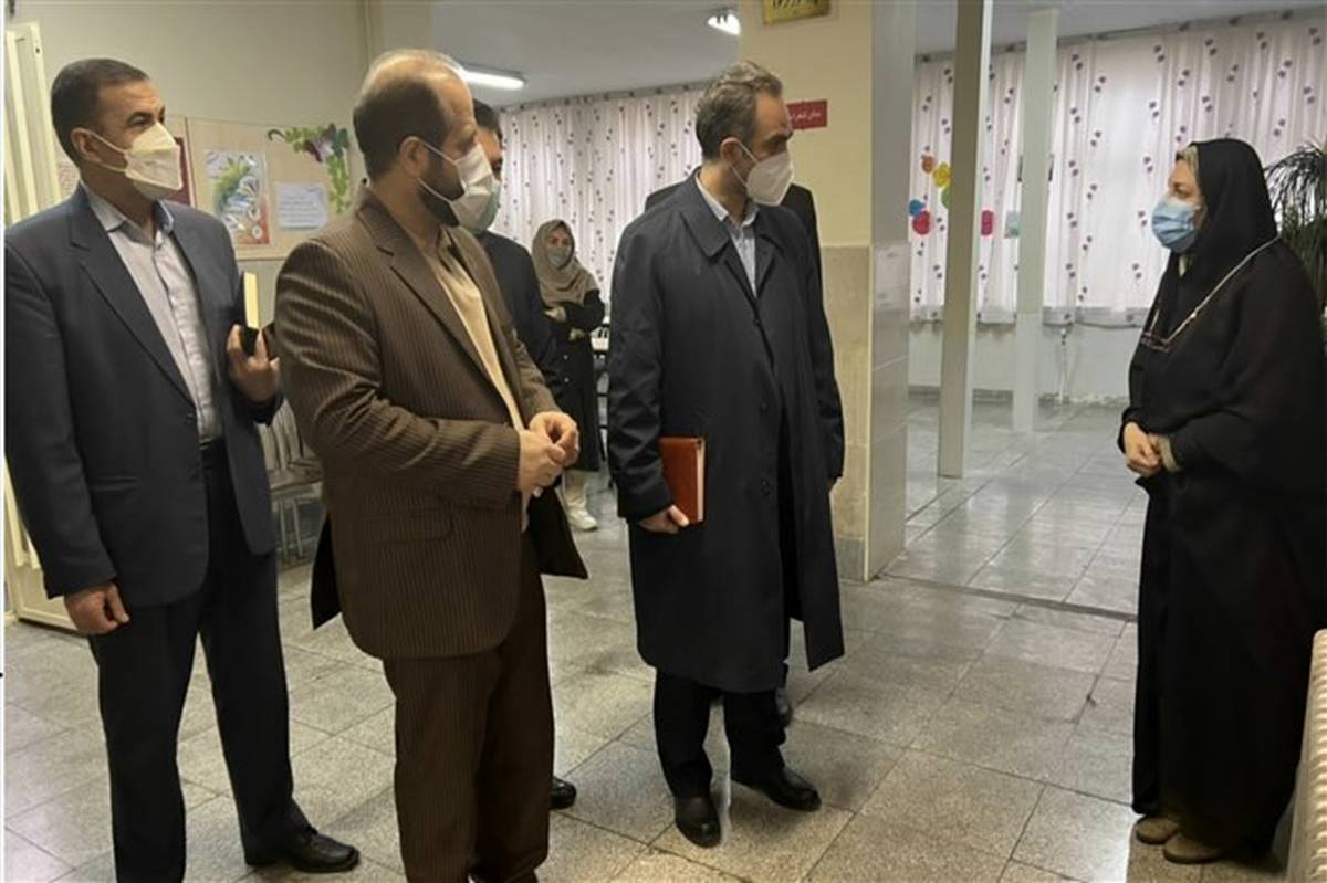 بازدید سرپرست معاونت سوادآموزی وزارت آموزش و پرورش از مدارس منطقه6 تهران