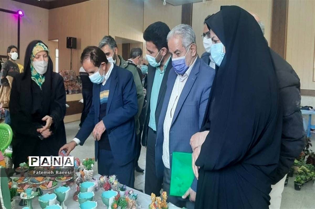 افتتاح بازارچه مشاغل خانگی در آباده