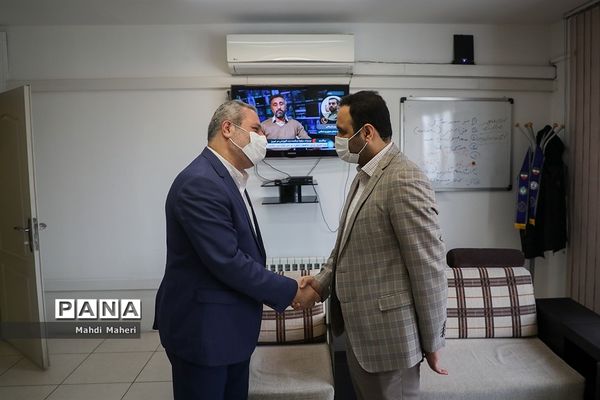 بازدید رئیس مرکز اطلاع رسانی و روابط عمومی وزارت آموزش و پرورش از خبرگزاری پانا