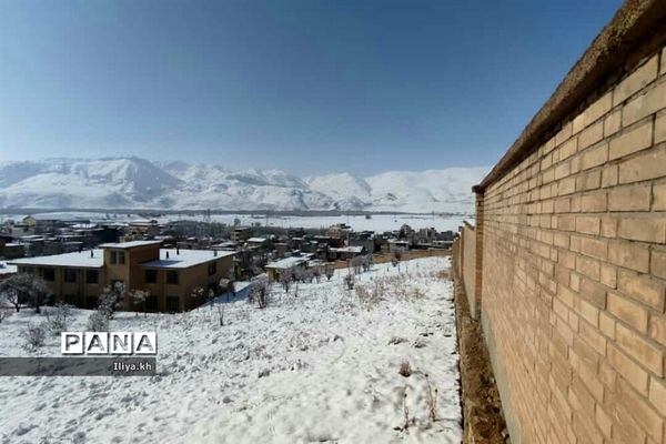 بارش اولین برف اسفند در فارسان