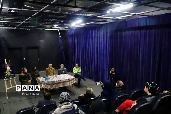 برگزاری نشست خبری نمایش ترانه‌های تلخ تارا