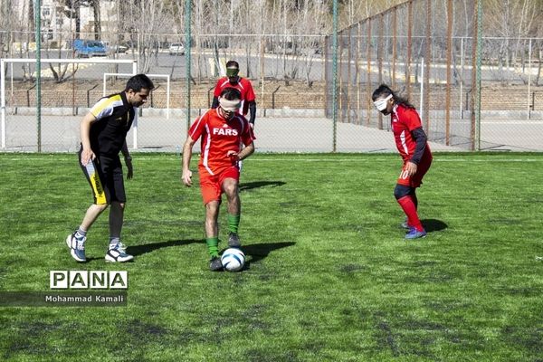 برگزاری اردوی آمادگی تیم ملی فوتبال پنج نفره در شهر محلات