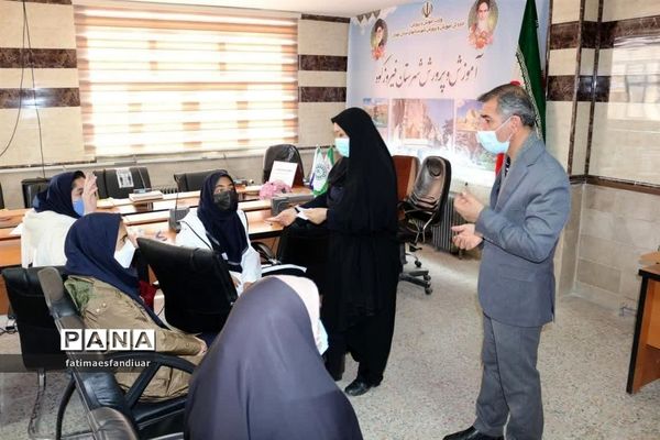 برگزاری انتخابات مجامع پیشتازان دانش‌آموزی دختر در شهرستان فیروزکوه