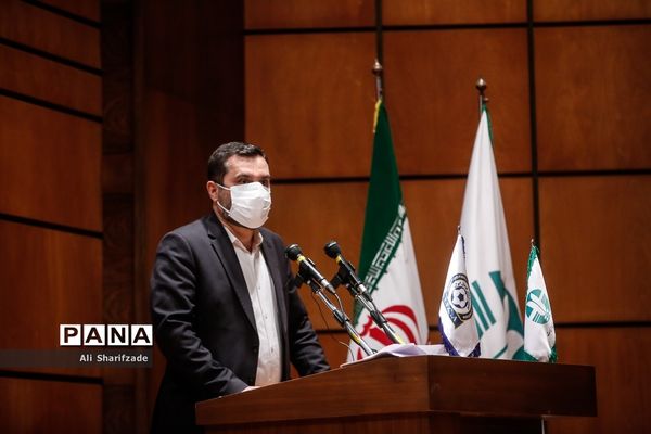 مراسم تجلیل از مربیان برتر سال در سازمان محیط زیست