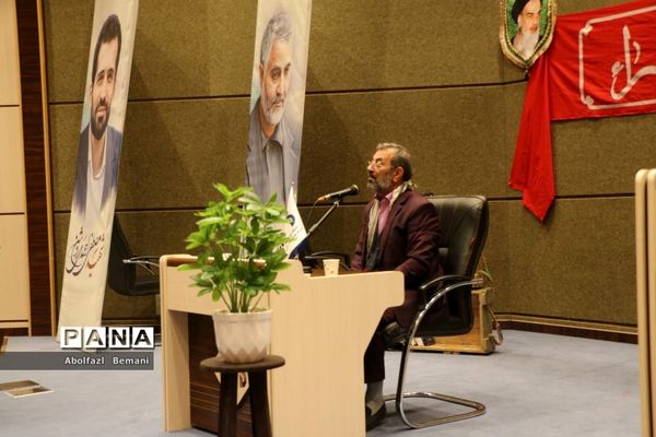 آیین رونمایی از یادمان شهدای گمنام دانشگاه علوم پزشکی قم